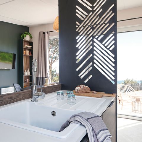 MOBILE HOME 6 people - NEW// Villa de la Rance Prestige 40m² - 3 bedrooms - 2 bathrooms - Swimming pool - Covered terrace