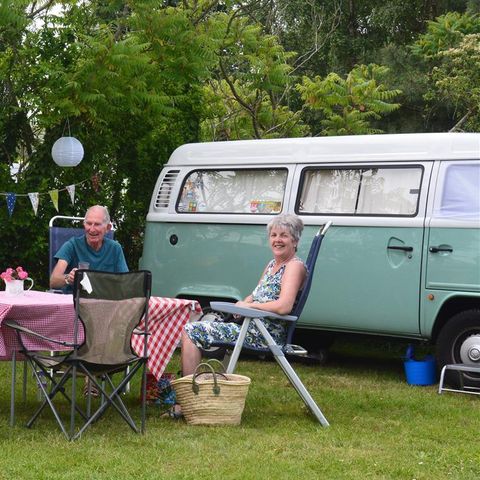 Pitch - Pitch package: car + tent / caravan or camper van