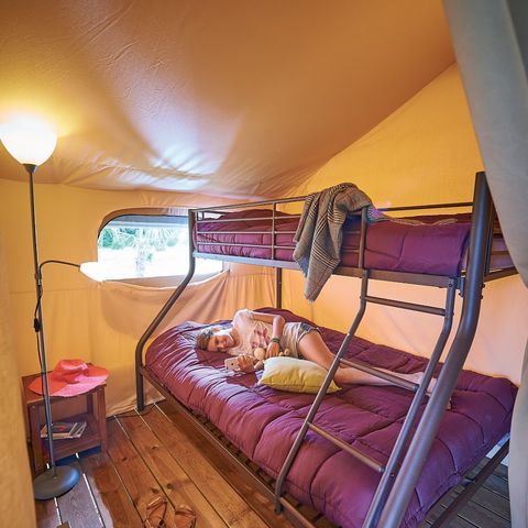 CANVAS AND WOOD TENT 5 people - Lodge Toile Kenya Vintage - 34.5 m² - 2 bedrooms