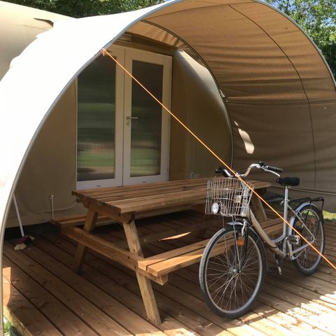 TENT 2 people - 03-Cocosweet 20m2 (2ch - 2/4 pers.) + Beds made up + drinks kit - price for 2 people