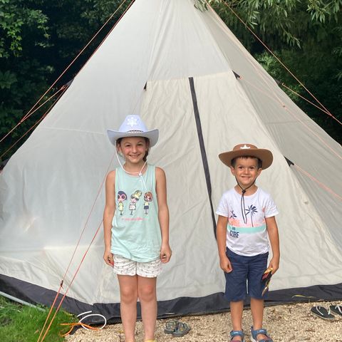TENT 2 people - 01-Tipi Davy Crockett 18m2 (1bed - 1/8pers.) + kit ready to camp - price for 2 people