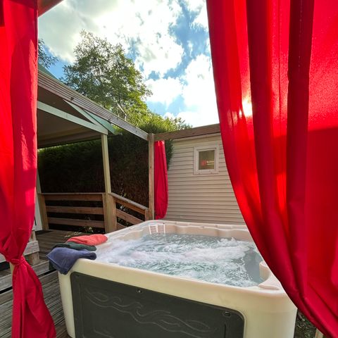 CHALET 2 people - 10-Chalet du Belier Confort 24m2 (2bed - 5pers) + Jaccuzzi + Beds made up + towel + drinks kit - price for 2 people