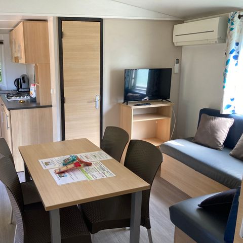 BUNGALOW 2 people - 12-Bungalow du Parc 32m2 (2bed - 2/6pers.) + Jaccuzzi + Beds made up + towels + drinks + TV + Air conditioning - price for 2 people