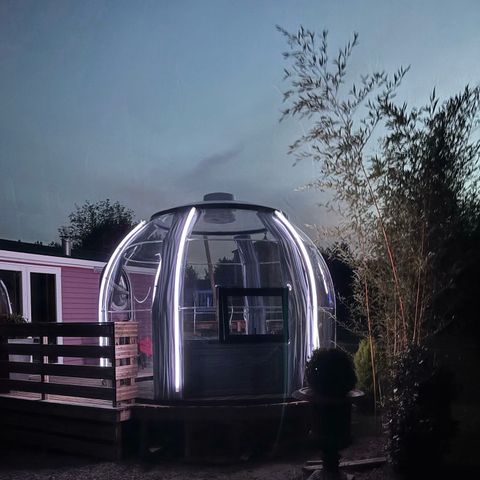 MOBILE HOME 2 people - 13-La Folle entreprise 32m2 (2ch - 2/6pers.) + Jaccuzzi + Beds made up + towel + drinks kit + TV - price for 2 people