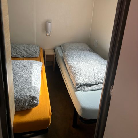 MOBILE HOME 2 people - 13-La Folle entreprise 32m2 (2ch - 2/6pers.) + Jaccuzzi + Beds made up + towel + drinks kit + TV - price for 2 people