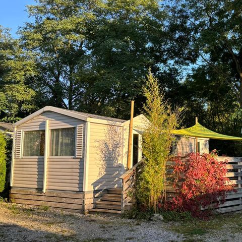 BUNGALOW 2 people - 14-Bungalow du Gorguet 40m2 (2ch -2/6pers.) + Jaccuzzi + Beds made up + towel + drinks kit + TV - price for 2 people