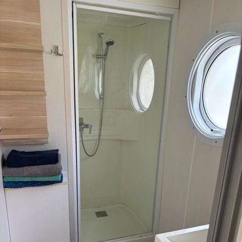 BUNGALOW 2 people - 15-Bungalow Grand Marais 32m2 (2bed - 2/6pers.) + Jaccuzzi + Beds made up + towel + drinks kit - price for 2 people