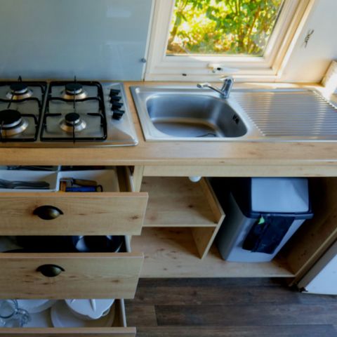 Accommodation 4 persons - 2-bedroom caravan with sea view