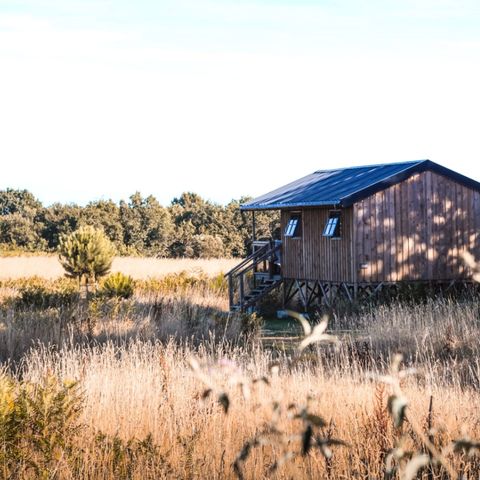 UNUSUAL ACCOMMODATION 4 people - LODGE