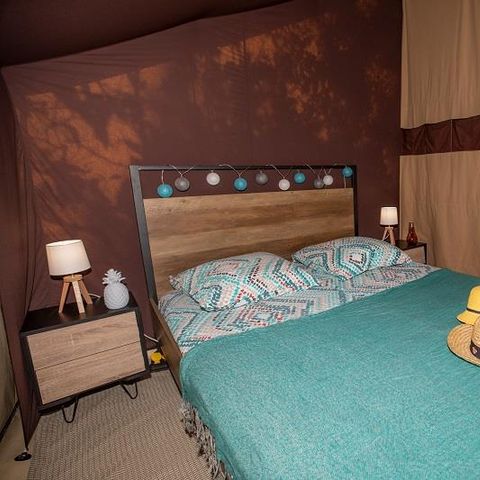 CANVAS AND WOOD TENT 4 people - Lodge tent - without sanitary facilities