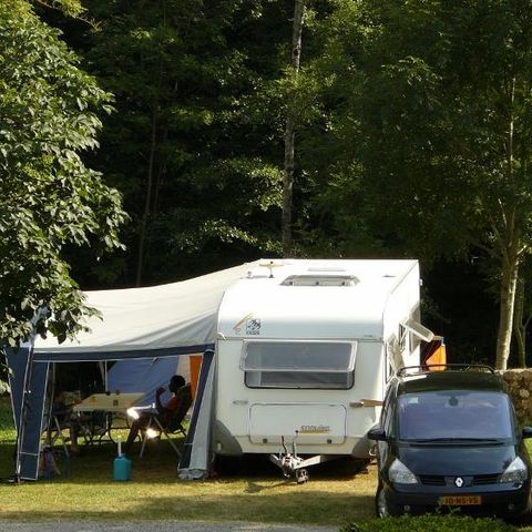 Pitch - 90m² - Car