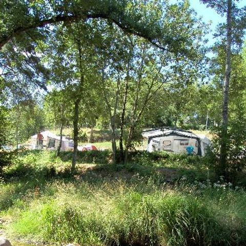 Pitch - 90m² - Car