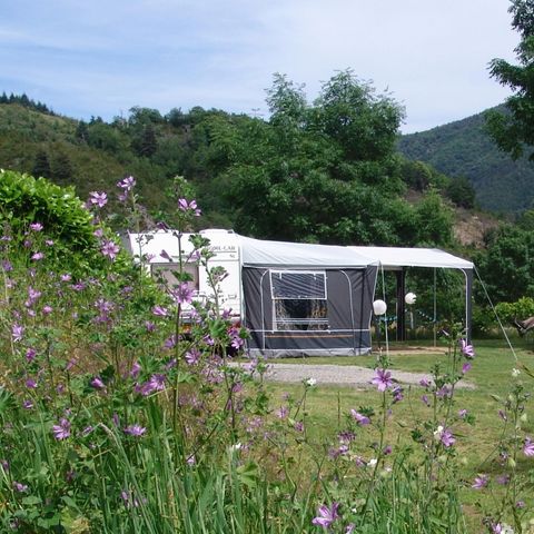 Pitch - 90m² - Car