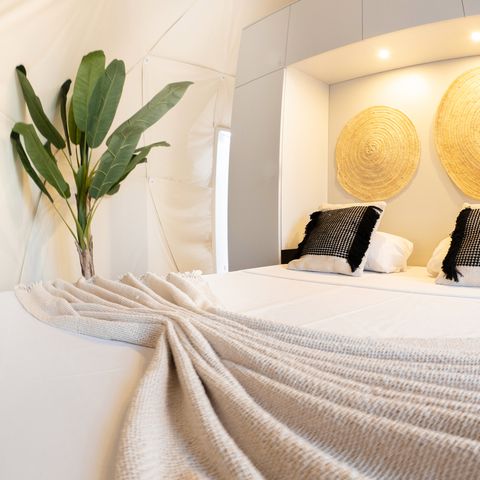 UNUSUAL ACCOMMODATION 4 people - DOMO - 40m²- 2 bedrooms