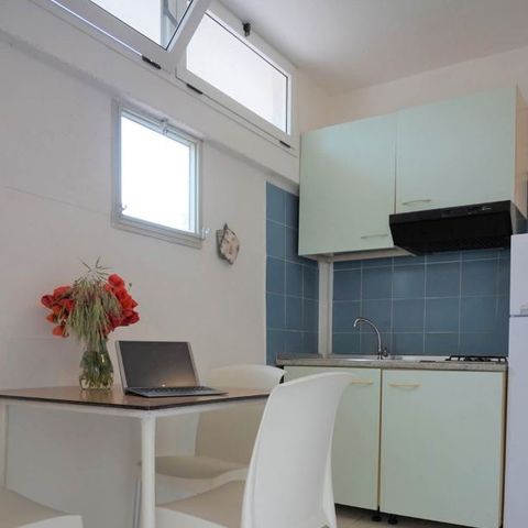 BUNGALOW 2 people - without sanitary facilities