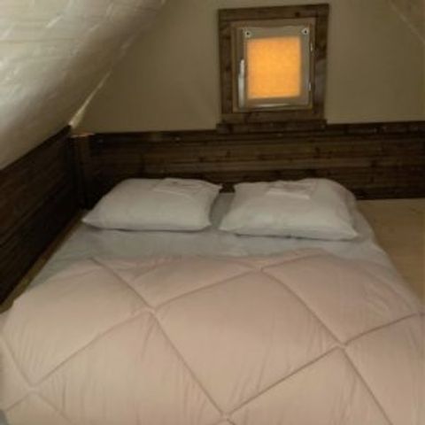 CHALET 4 people - The cabin without sanitary facilities. Arrival 4pm Departure 10am. Max