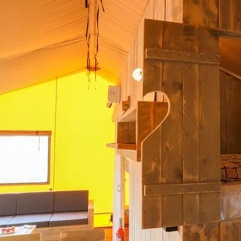 CANVAS AND WOOD TENT 6 people - Safari Lodge Tent | 3 Ch. | 6 Pers. | 1 SDB | Clim.