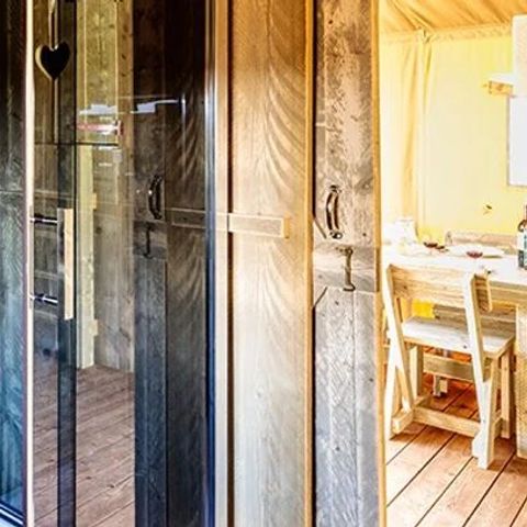 CANVAS AND WOOD TENT 6 people - Safari Lodge Tent | 3 Ch. | 6 Pers. | 1 SDB | Clim.