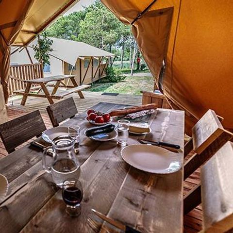 TENT 6 people - Tente Safari Lodge | 3 Ch. | 6 Pers. | Raised terrace | 1 Bathroom | Clim.