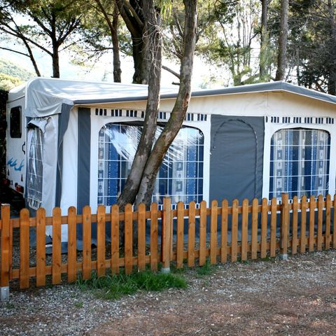 CARAVAN 2 people - Maxi Caravan - price for 2 people