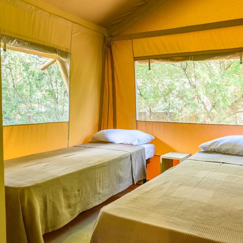 CANVAS AND WOOD TENT 6 people - Big Country Lodge