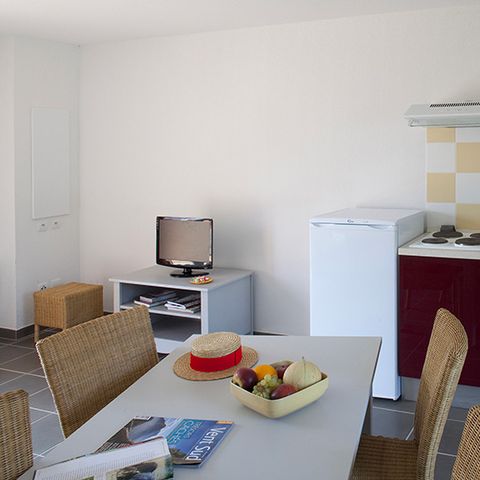 House 6 persons