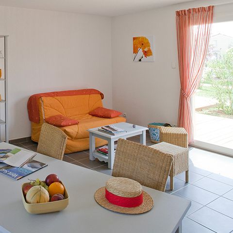 House 6 persons