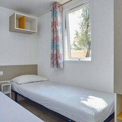 MOBILE HOME 6 people -  Mobile-home | Comfort | 3 Bedrooms | 6 Pers. | *Raised terrace* | 1 Bathroom | Air-con.