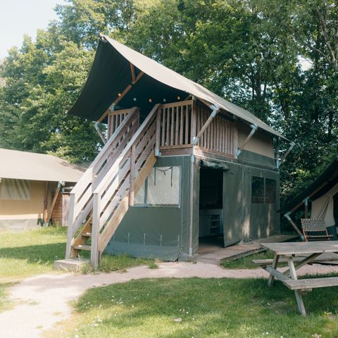 CANVAS AND WOOD TENT 4 people - Safari Cottage XS with private bathroom