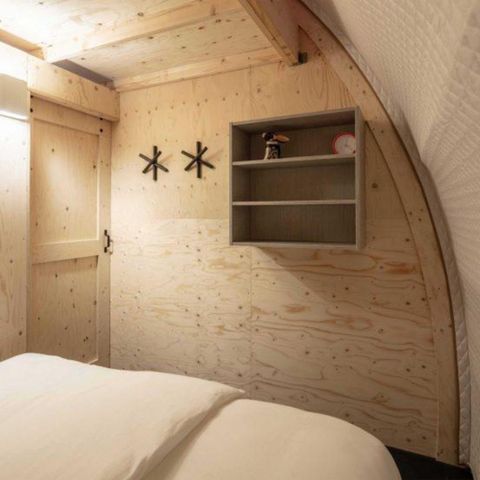 UNUSUAL ACCOMMODATION 6 people - Big Oak