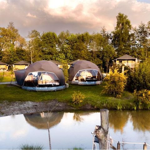 UNUSUAL ACCOMMODATION 4 people - Round Holly