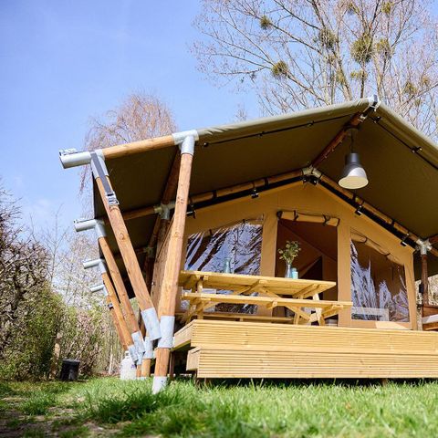 CANVAS AND WOOD TENT 4 people - Compact