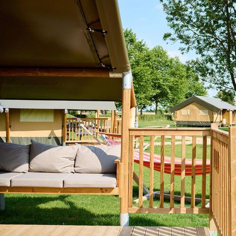 CANVAS AND WOOD TENT 4 people - Compact