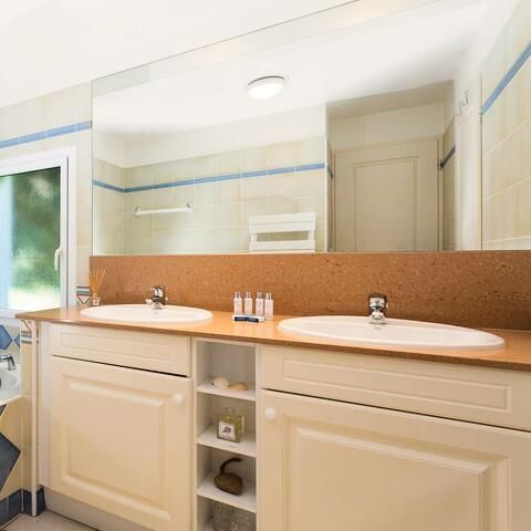 VILLA 8 people - Prestige