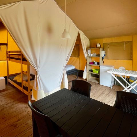 Canvas and wooden tent 6 persons