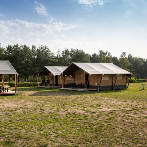 Canvas and wooden tent 6 persons
