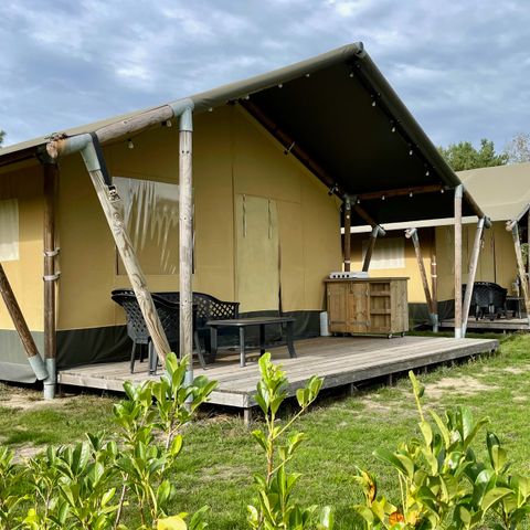 Canvas and wooden tent 6 persons