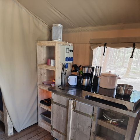 Canvas and wooden tent 4 persons