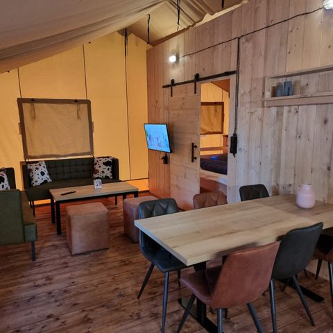 Canvas and wooden tent 6 persons - Luxury incl. sanitary facilities