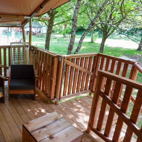 CANVAS AND WOOD TENT 4 people