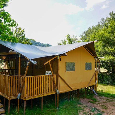 CANVAS AND WOOD TENT 6 people - incl. lakeside sanitary facilities