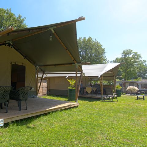 Canvas and wooden tent 4 persons