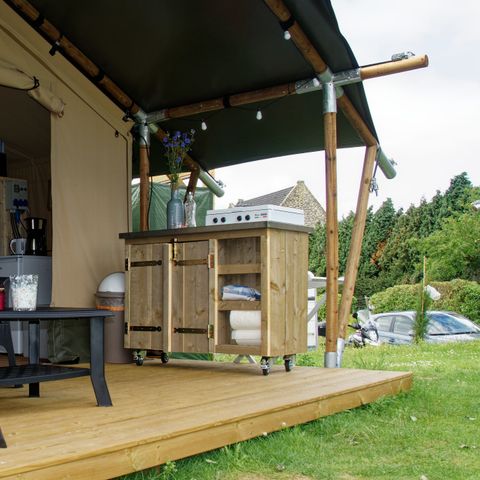 Canvas and wooden tent 4 persons