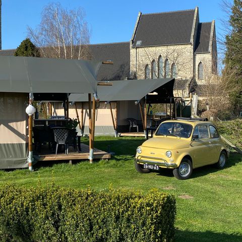 Canvas and wooden tent 4 persons