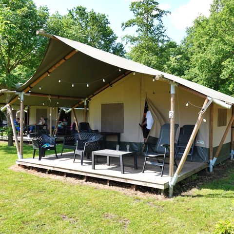 Canvas and wooden tent 6 persons