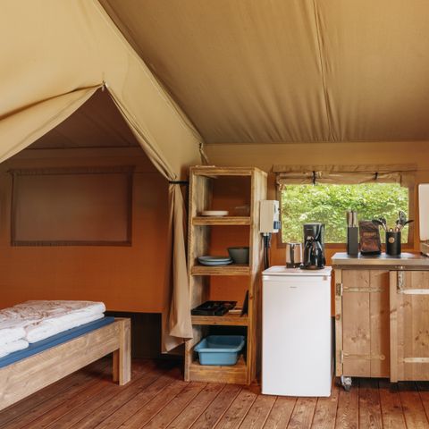 Canvas and wooden tent 6 persons