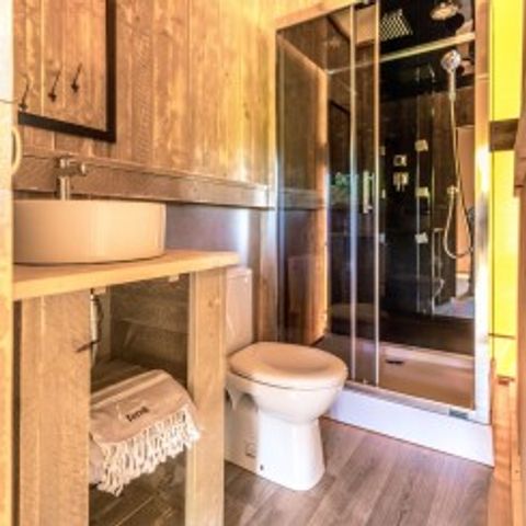 CANVAS AND WOOD TENT 6 people - Lodgetent with bathroom + WC