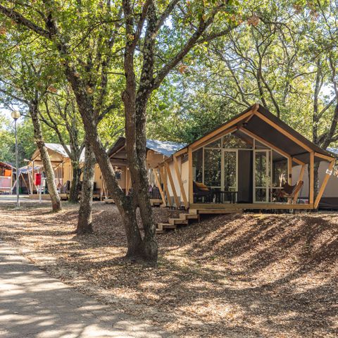 CANVAS AND WOOD TENT 5 people - Safari tent Bella Vista + airco (5P)