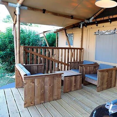 CANVAS AND WOOD TENT 6 people - Safari Lodge Tent | 3 Bedrooms | 6 Pers. | Raised terrace | Air conditioning