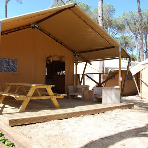 Canvas and wooden tent 6 persons - (SAF6)
